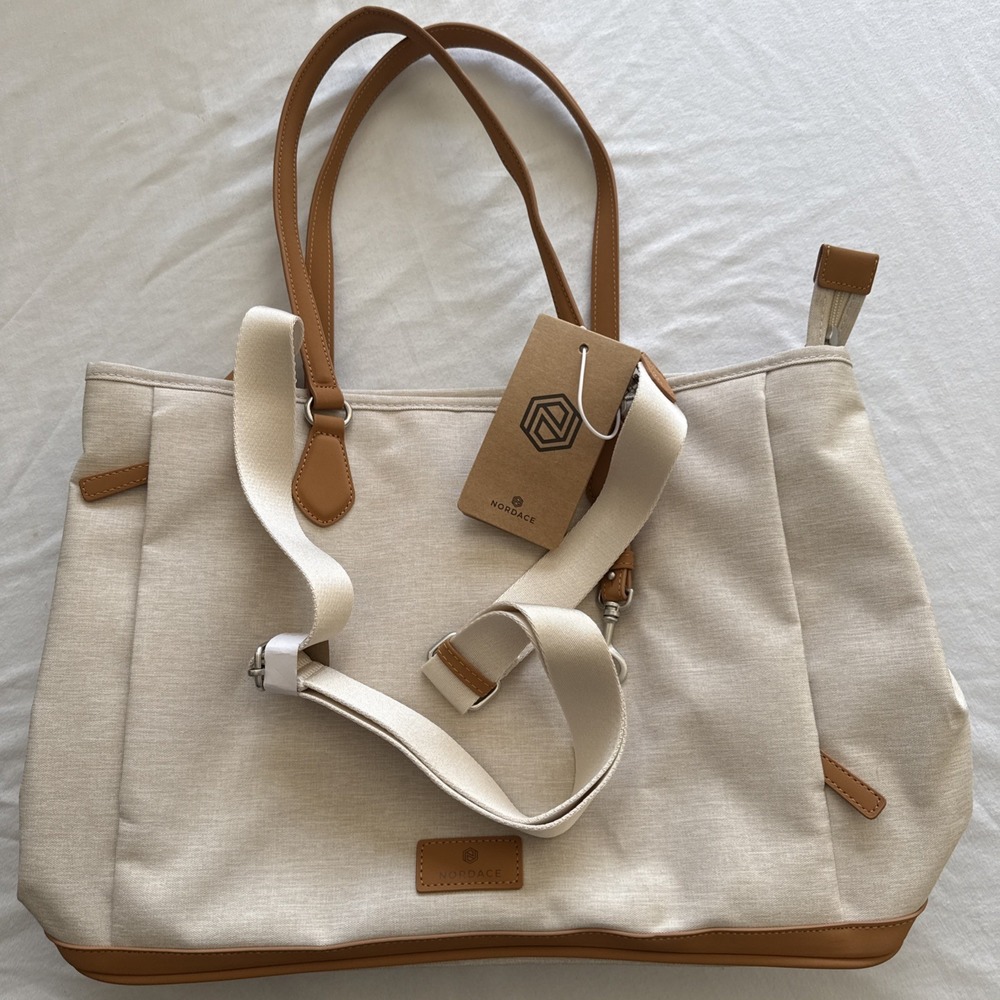 Nordace Siena Smart Tote Bag White Beige Travel Laptop 15 in USB Port NEW